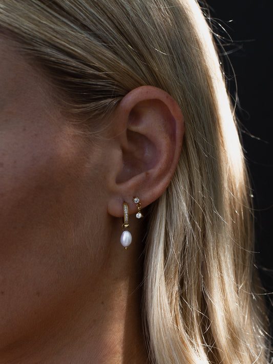 Luna Pearl Earrings