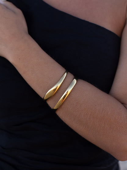 Wavy Brushed Bangle
