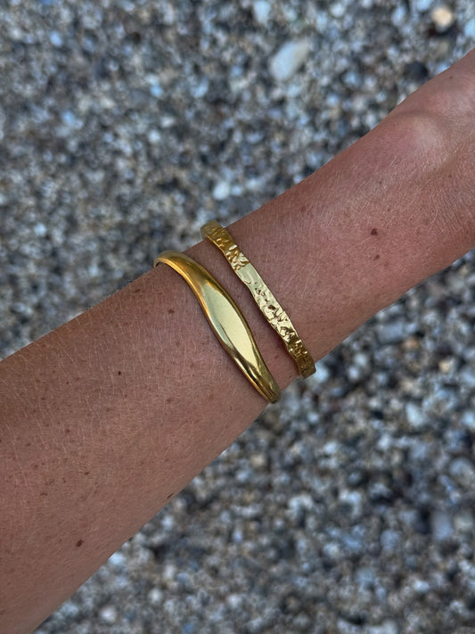 Wavy Brushed Bangle